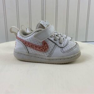 Nike Toddler Leather Court Borough White Sneakers with Pink Cheetah Swoosh Sz 5C